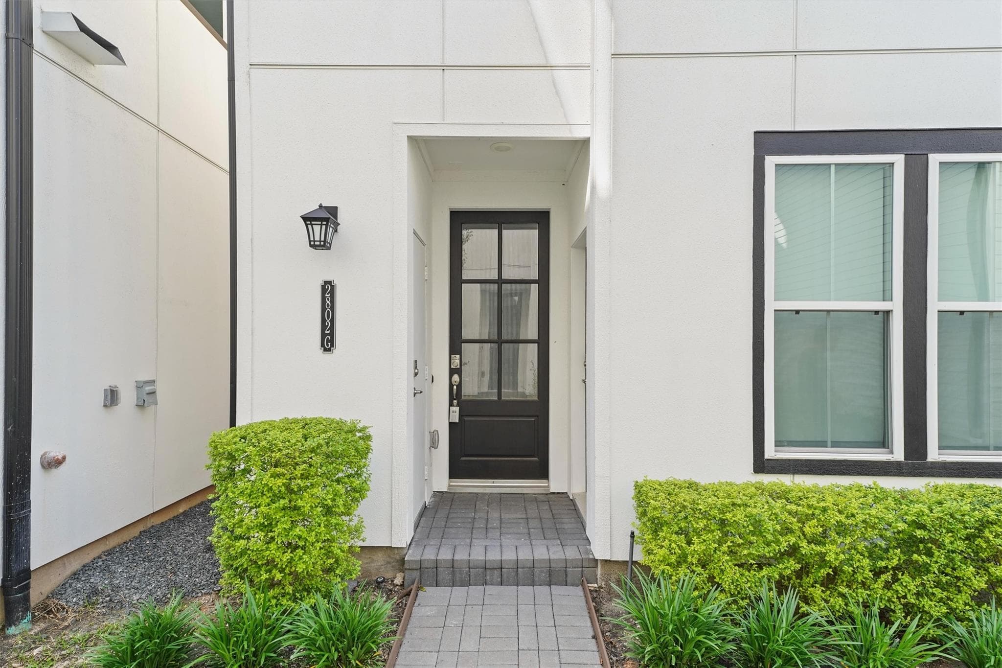 Main property image