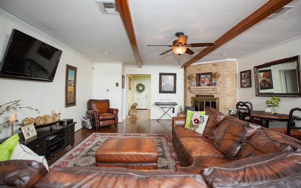 Gallery image 3