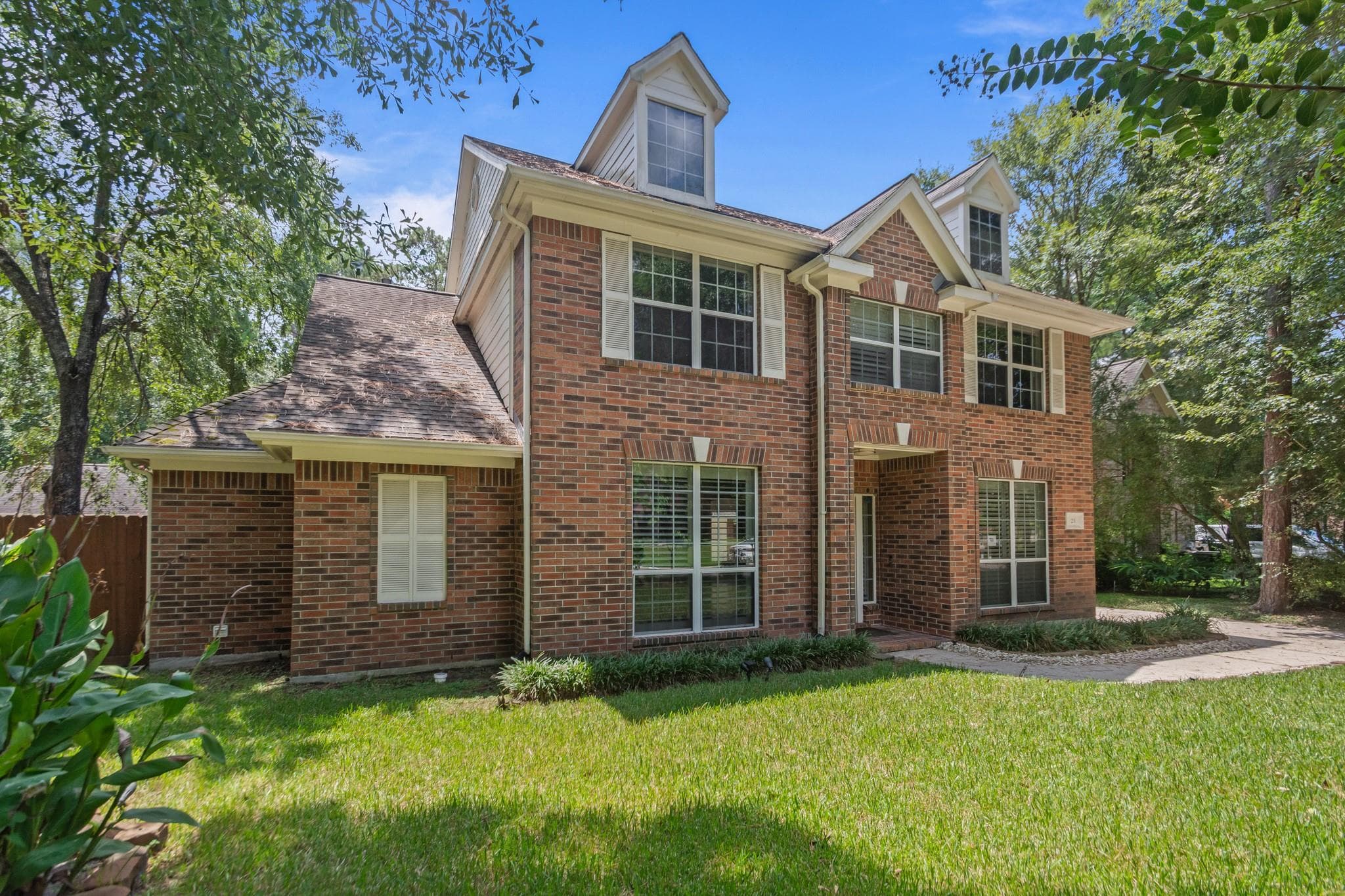 Main property image