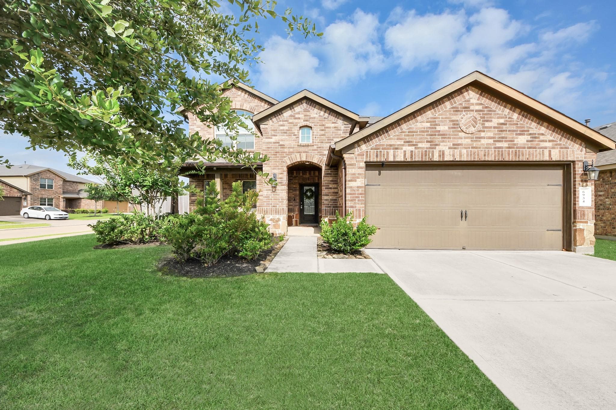 6934 Rosalina Landing Ln