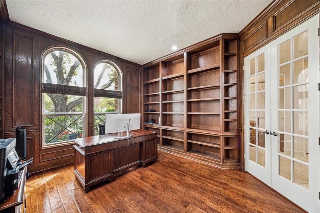 Gallery image 2