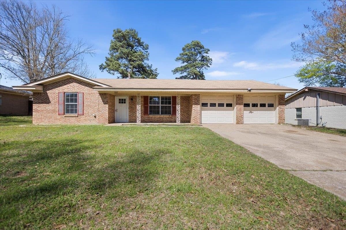 Main property image