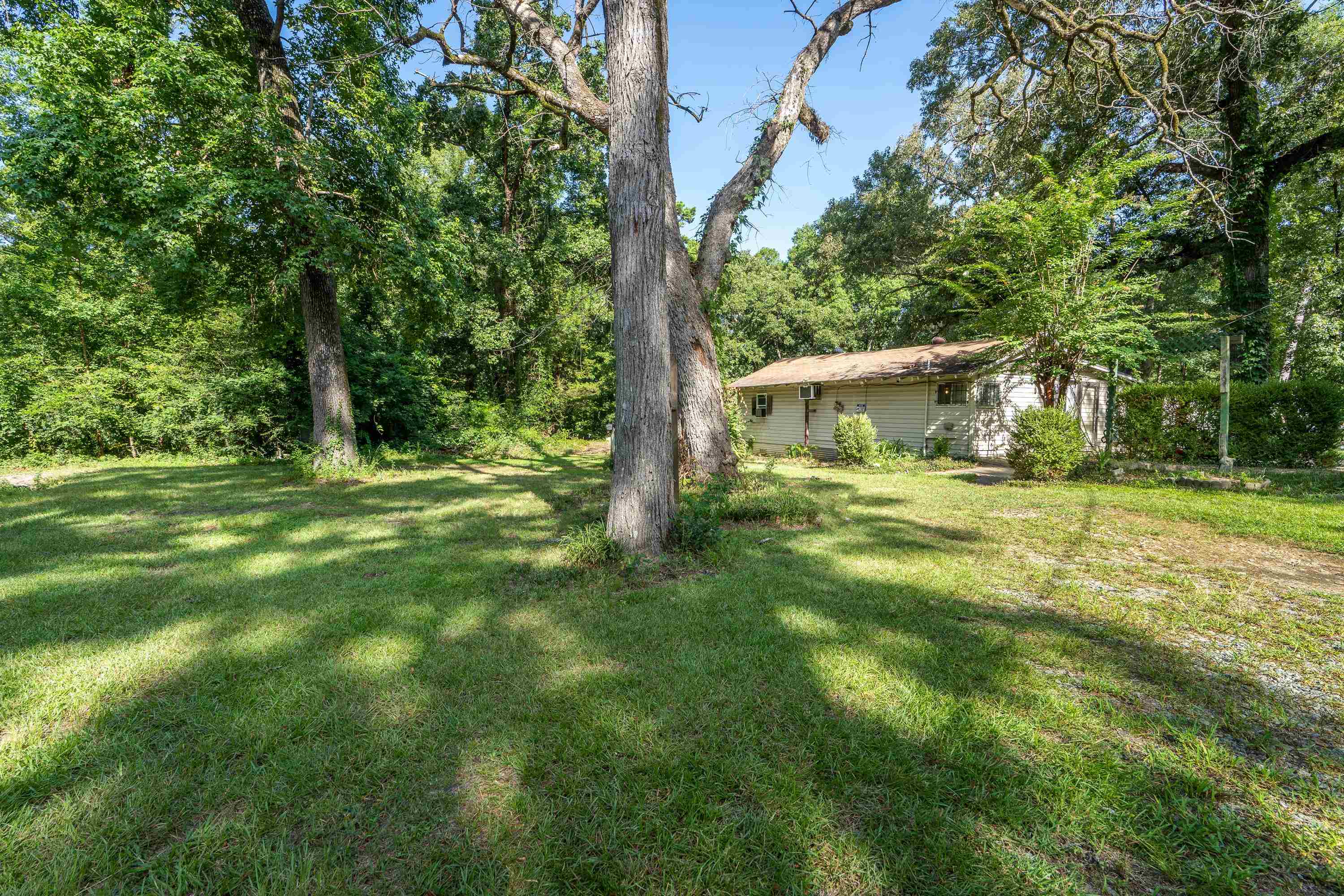2407 Mcbride Rd