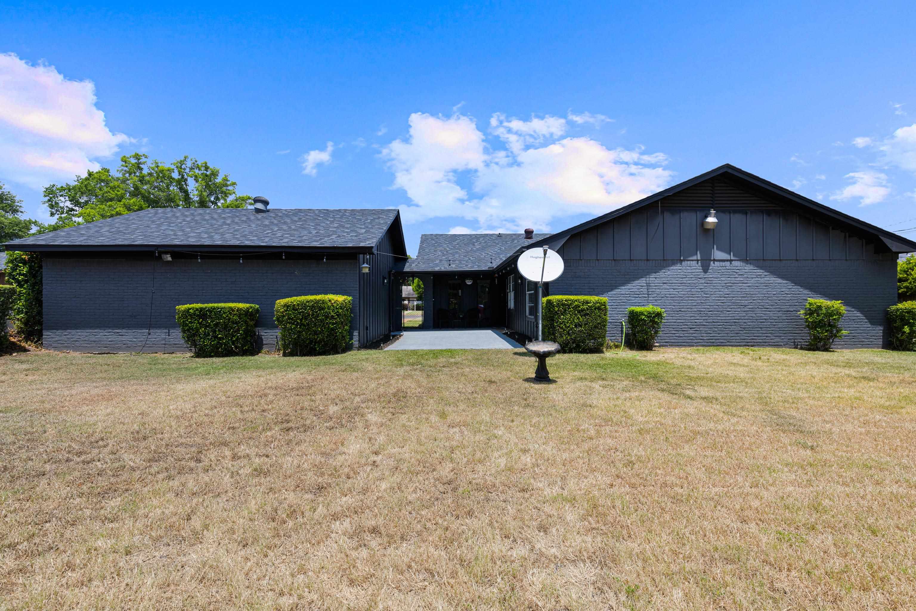 406 Sheffield Dr