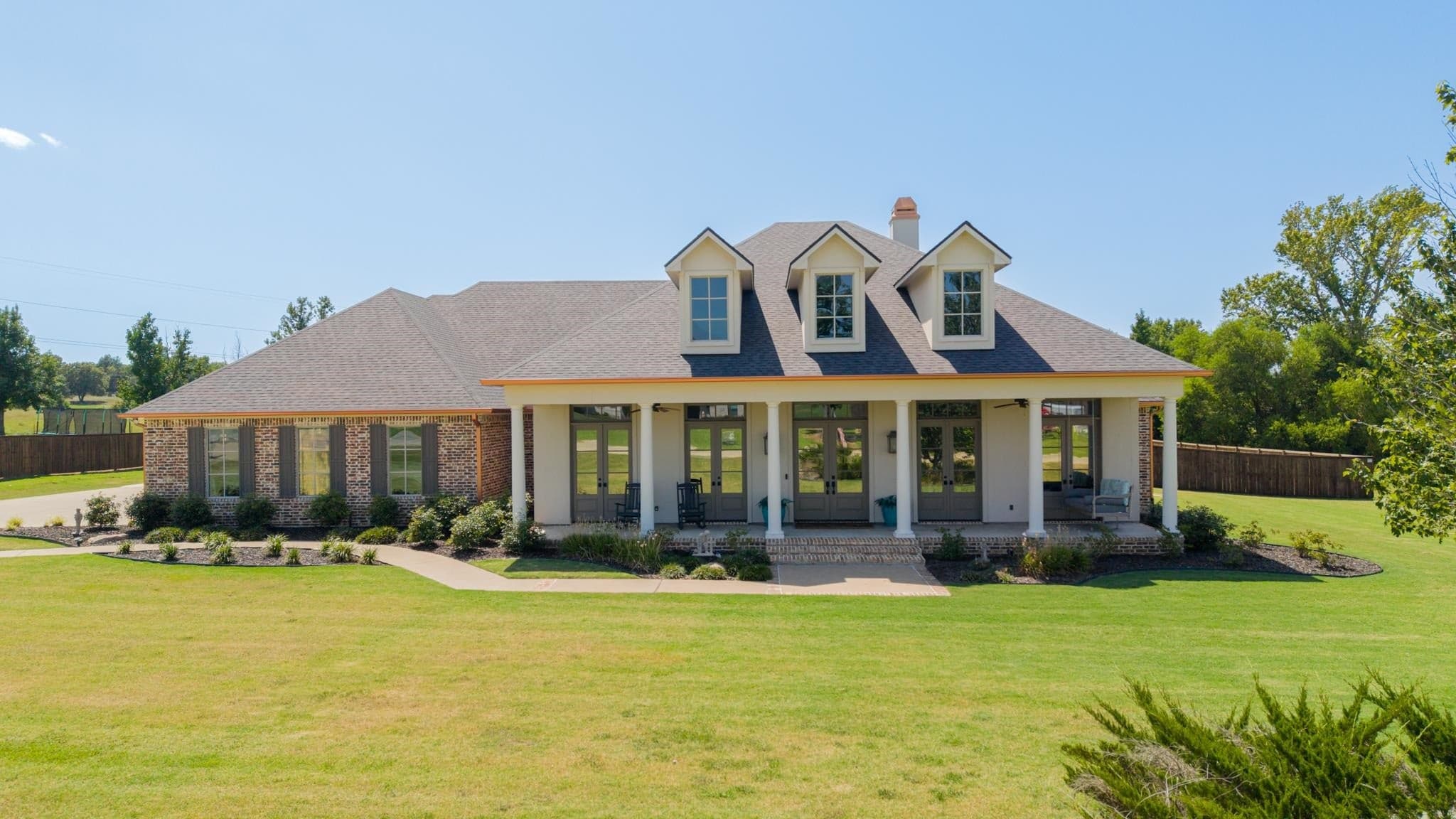 Main property image