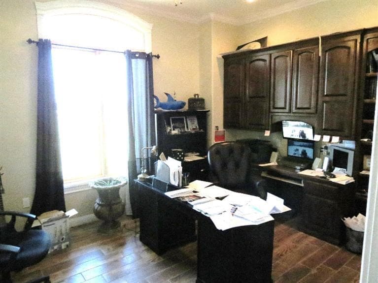 Gallery image 3