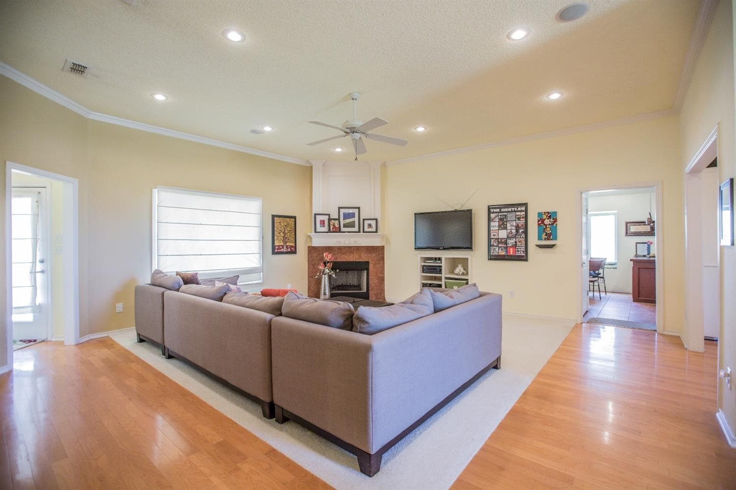 Gallery image 3