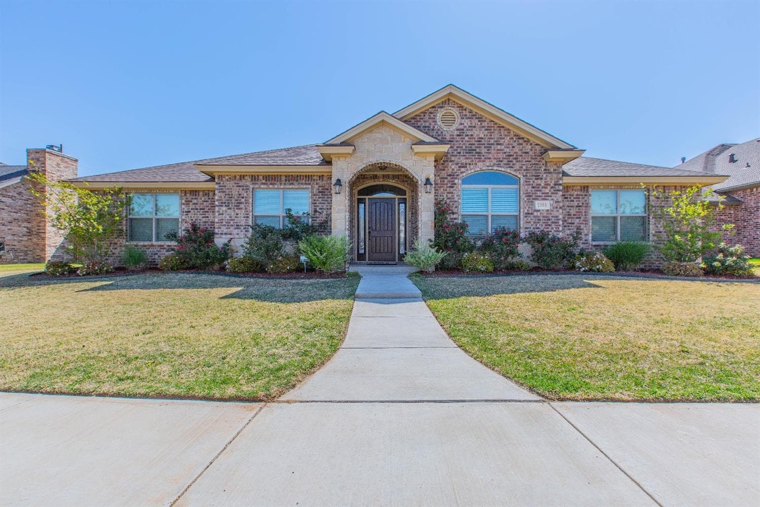 Main property image