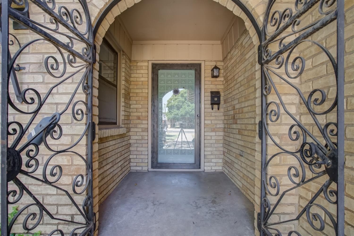 Gallery image 2