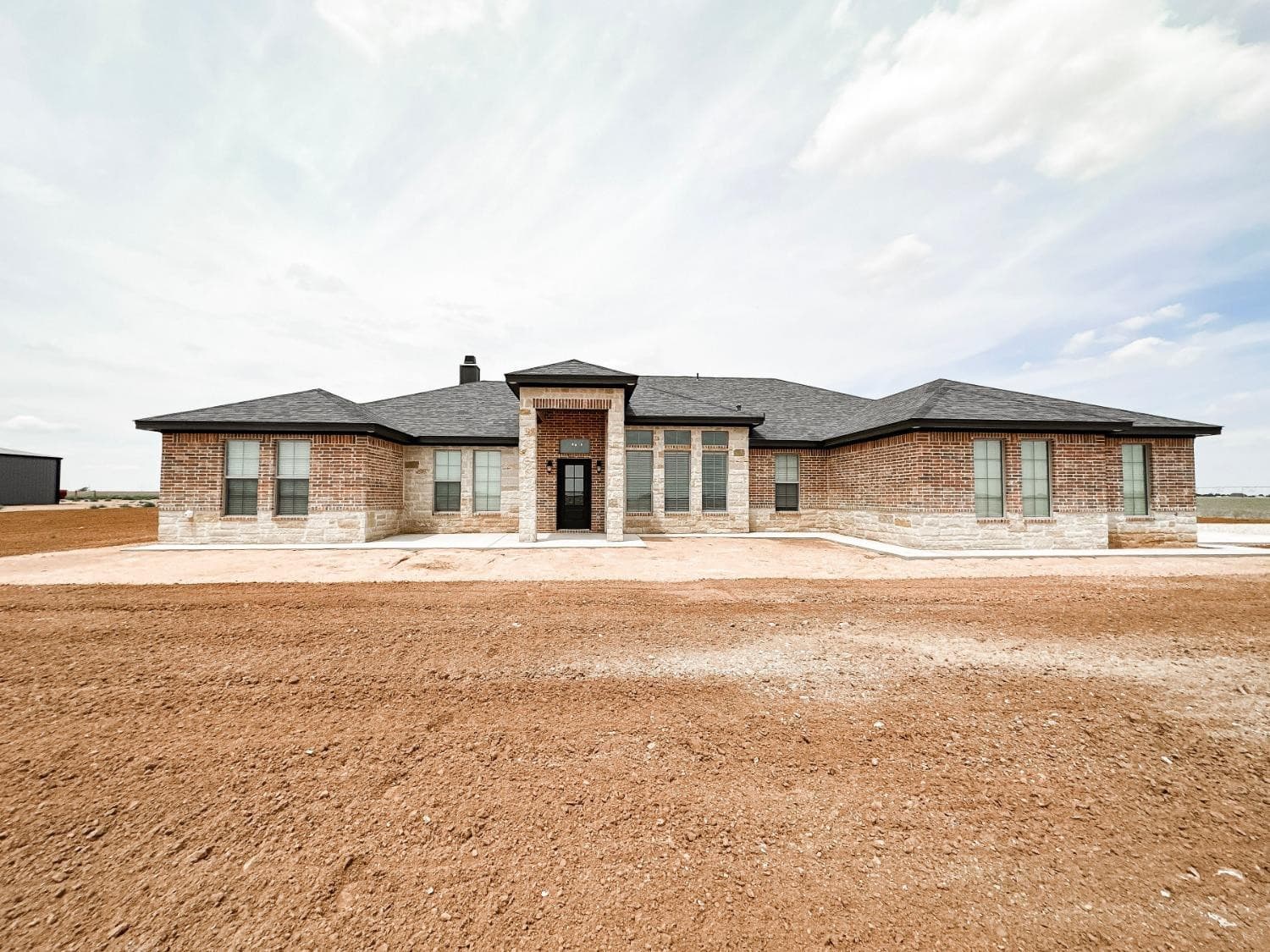 6401 N County Road 1500