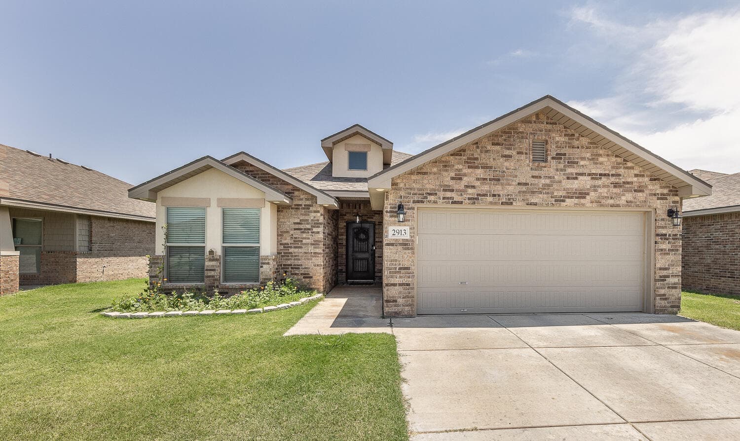 2913 Urbana Pl