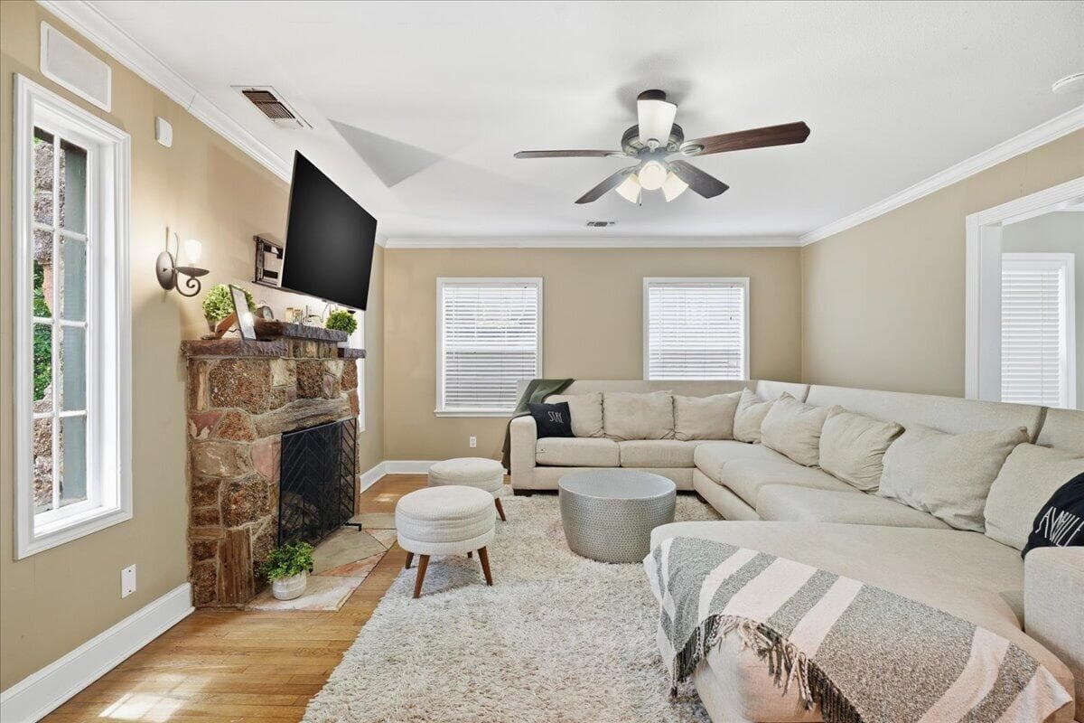 Gallery image 3