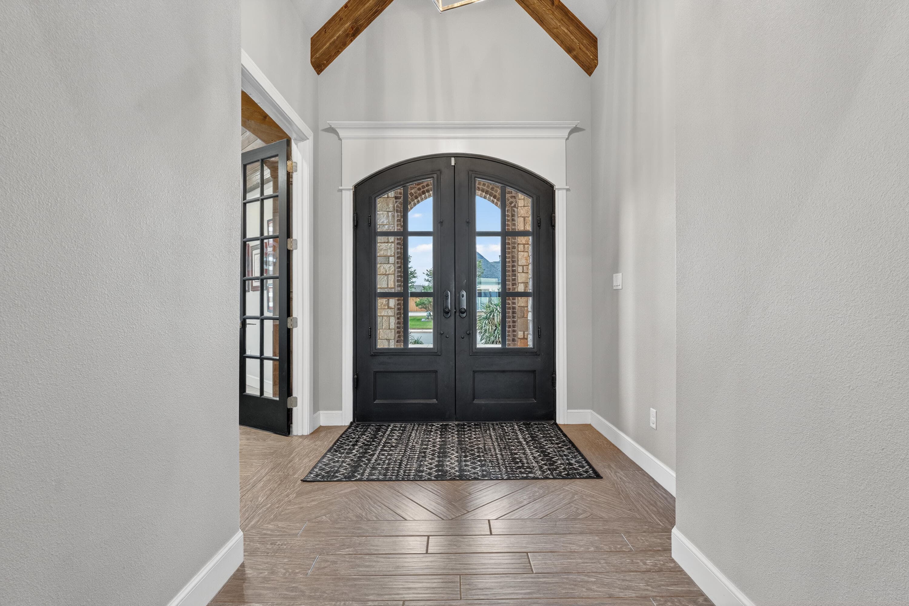 Gallery image 4
