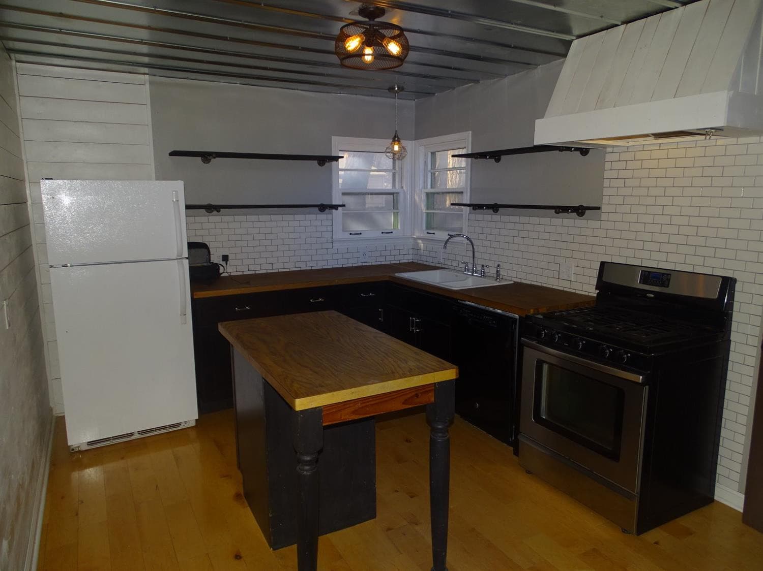 Gallery image 3
