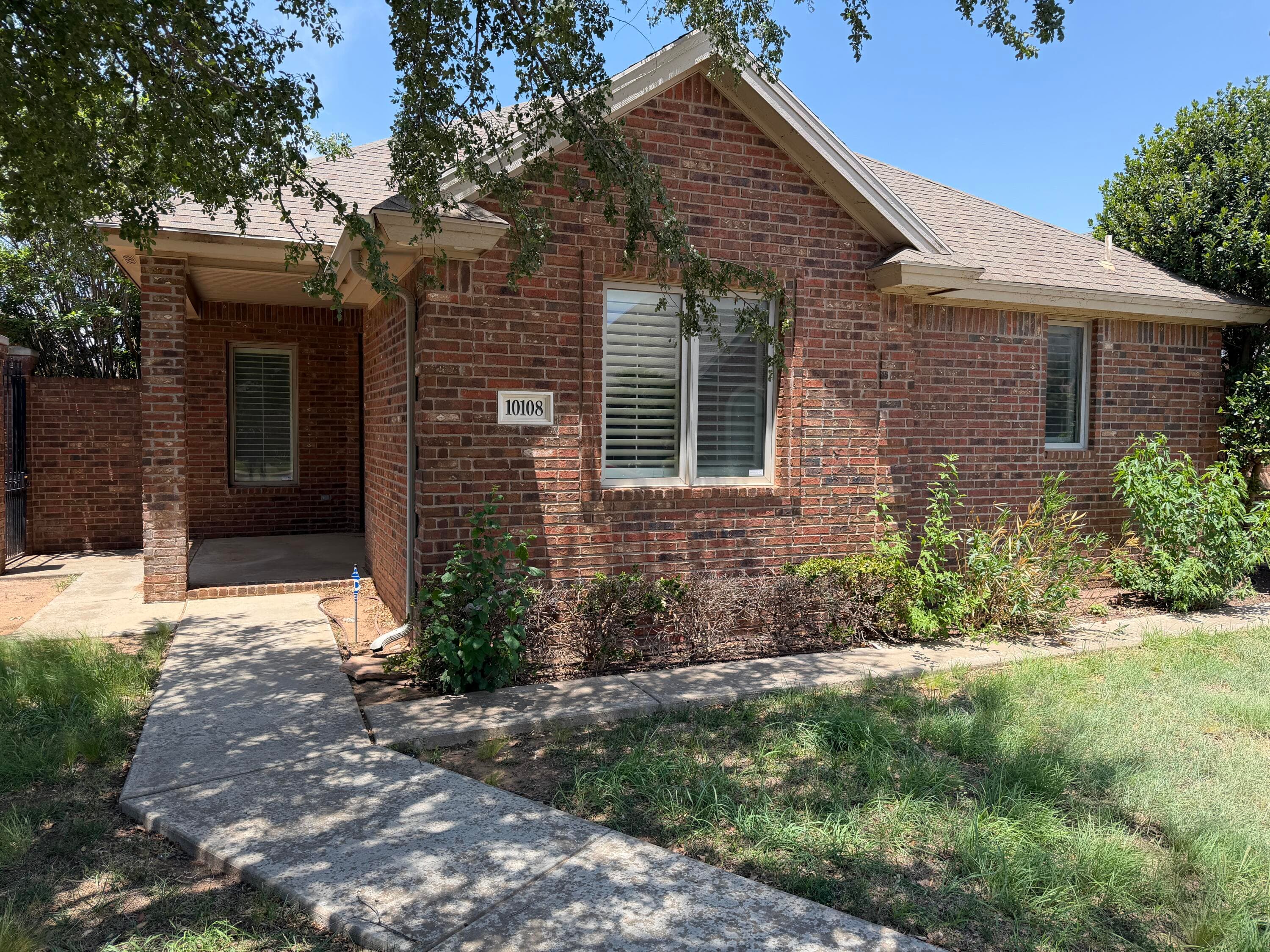 10108 Peoria Ave