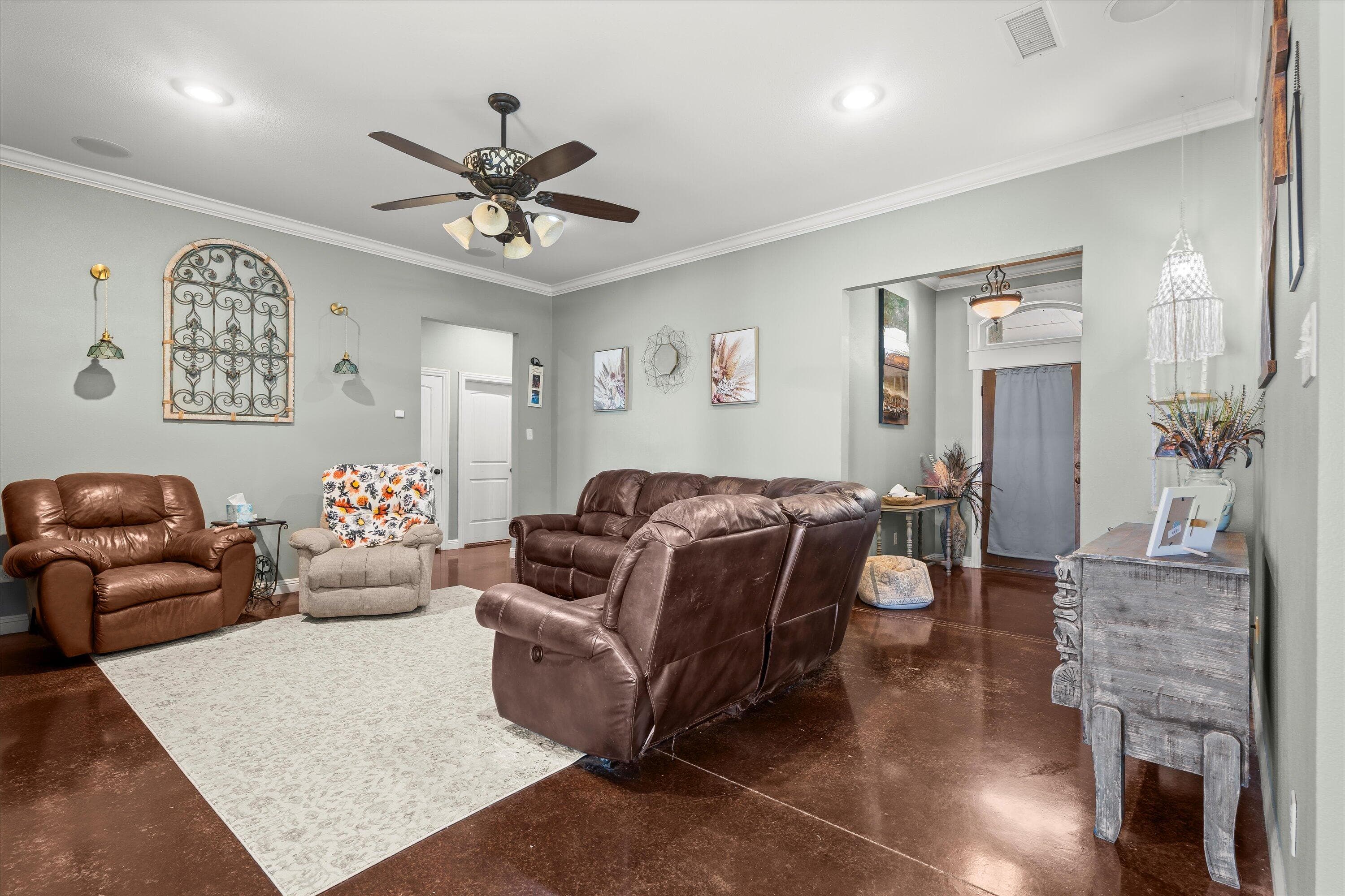 Gallery image 4
