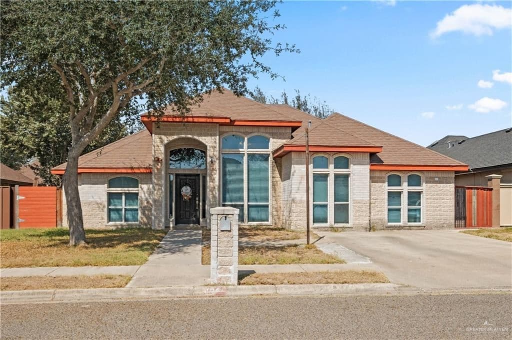 Main property image