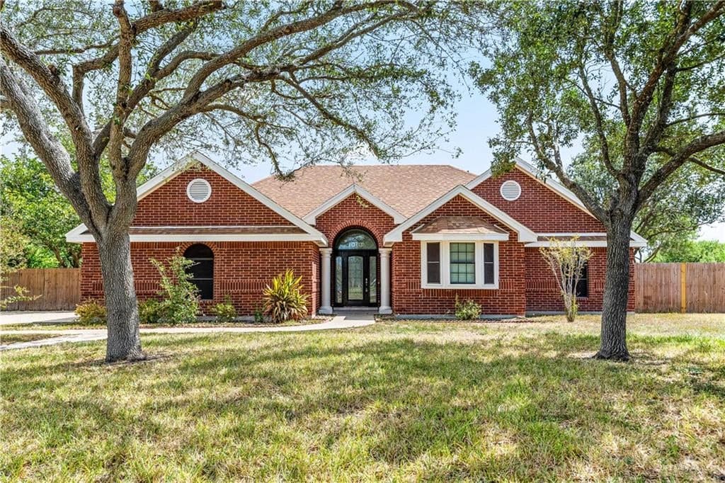 1000 Justin Cir