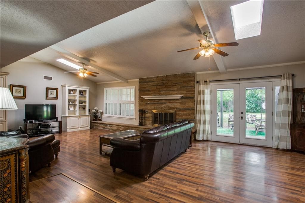 Gallery image 3
