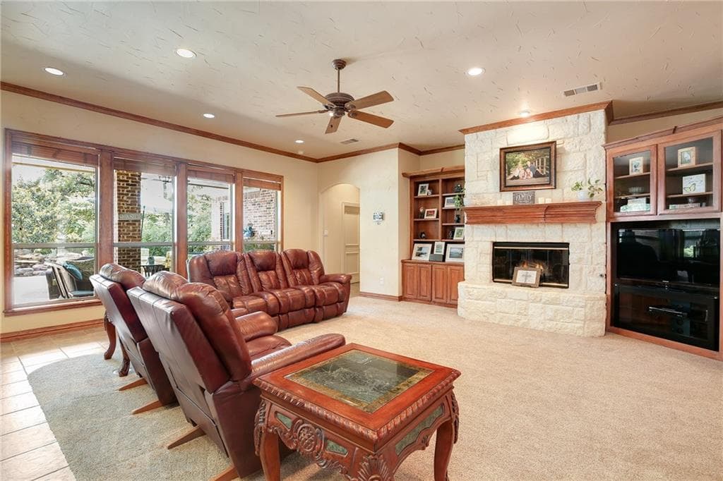 Gallery image 4