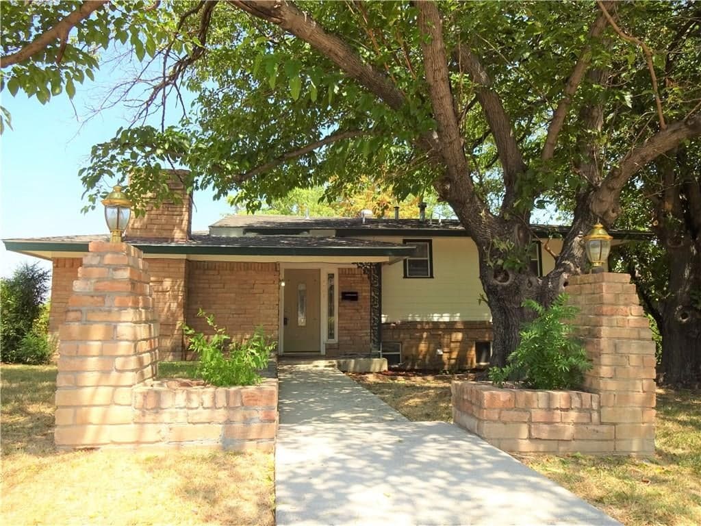 Main property image
