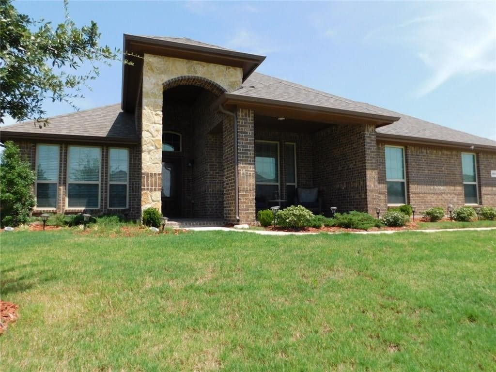 1013 Wellington Dr