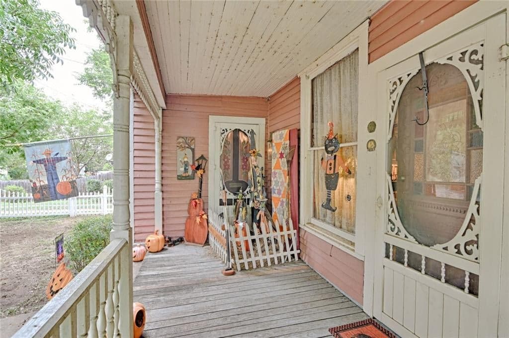 Gallery image 3