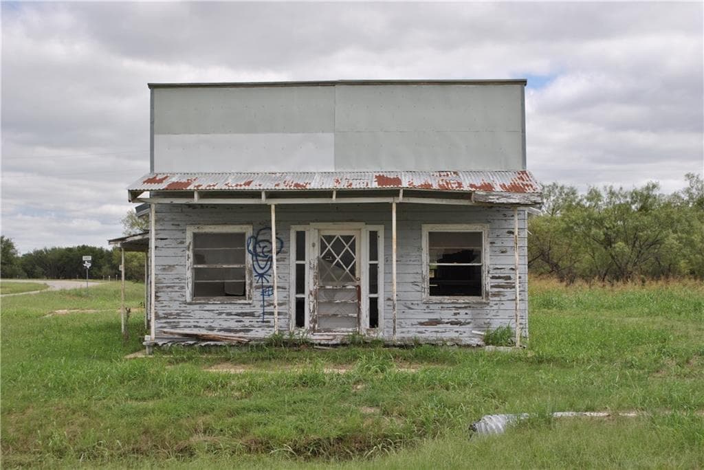 4575 Highway 1477