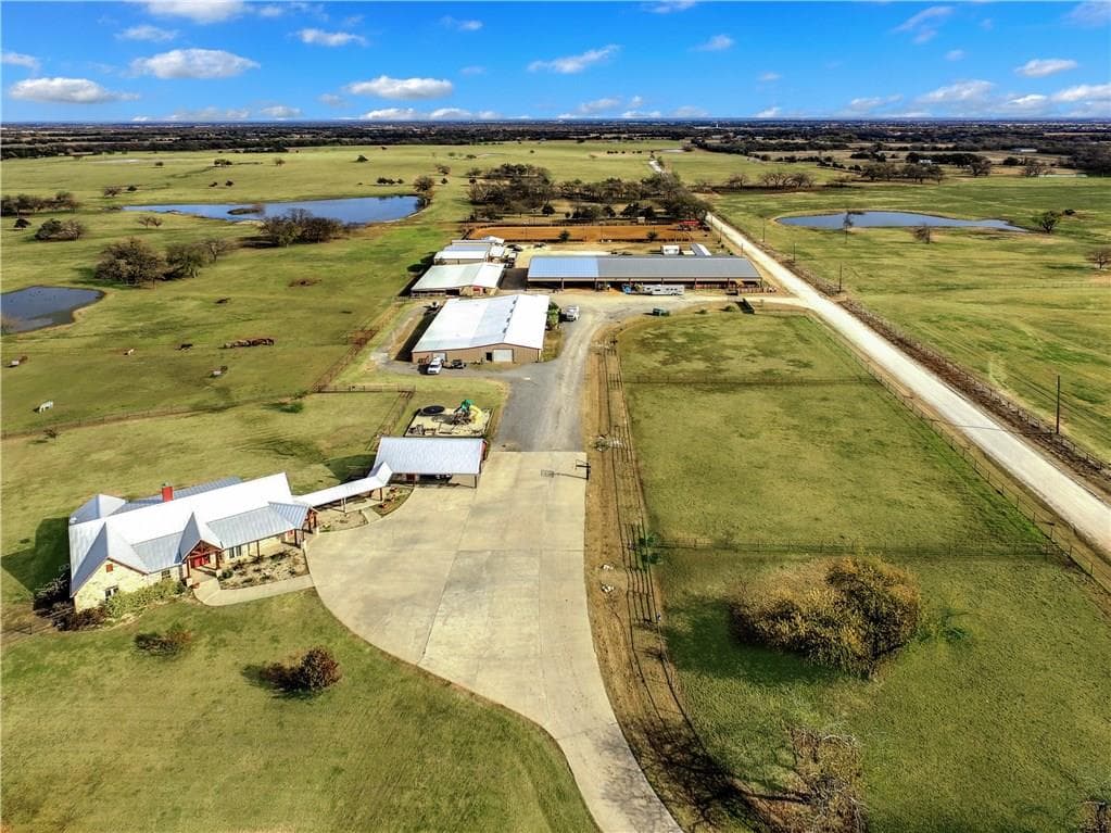 668 County Road 107