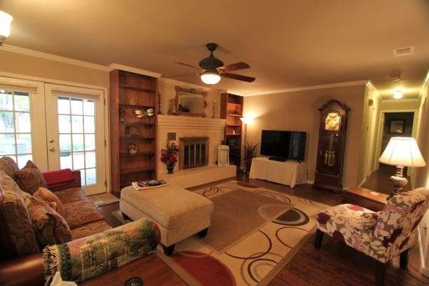 Gallery image 3