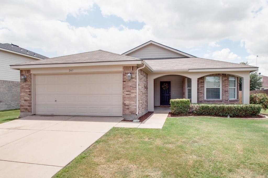 243 Pine Crest Dr