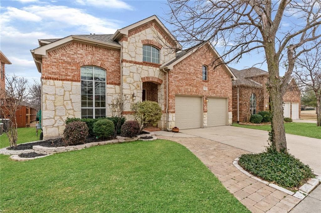 7214 Lake Hill Trl