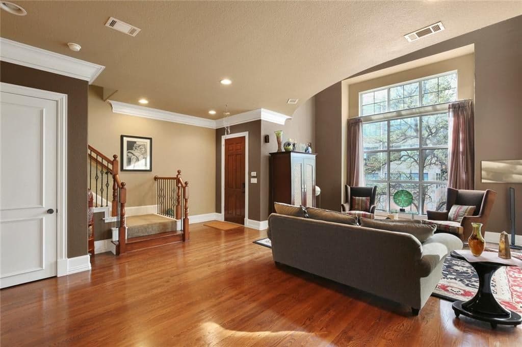 Gallery image 4