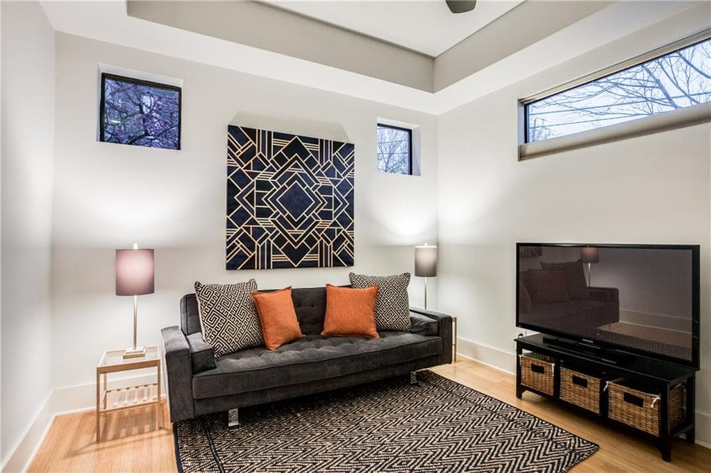 Gallery image 4
