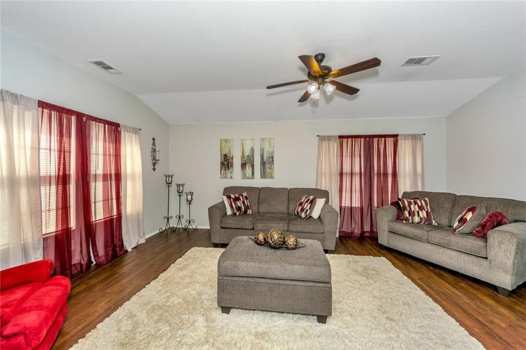 Gallery image 3