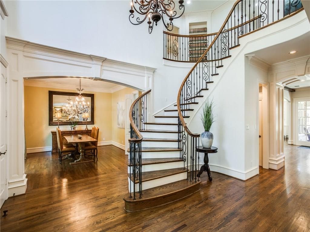 Gallery image 4