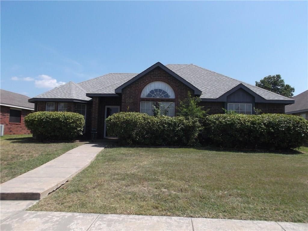2610 Dandelion Ln