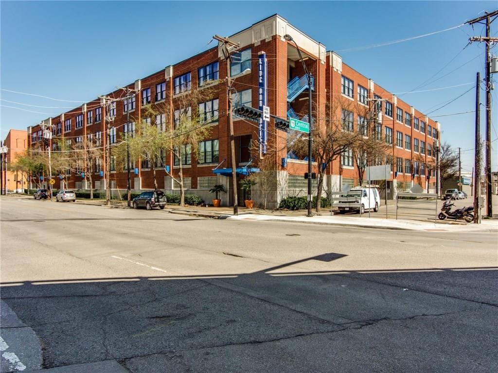 2502 Live Oak St Apt 127