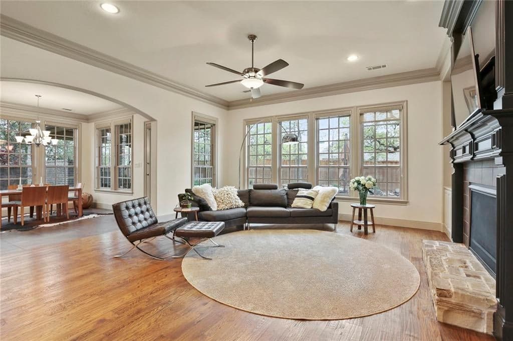 Gallery image 3