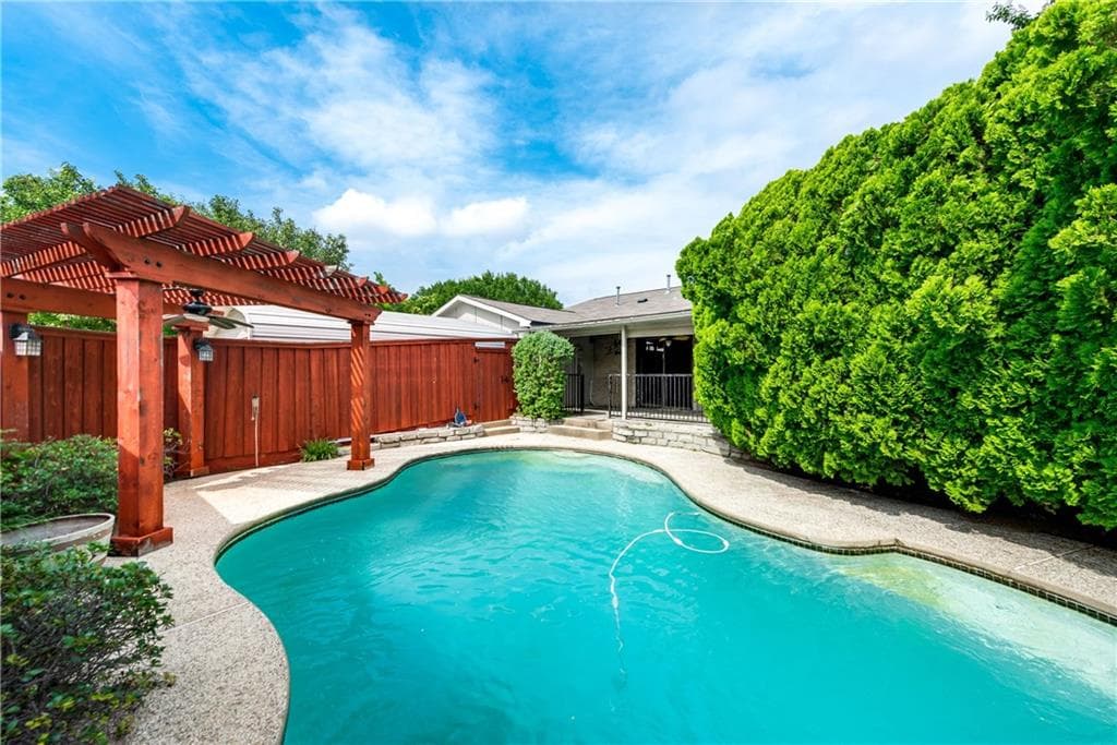 1103 Brush Creek Dr