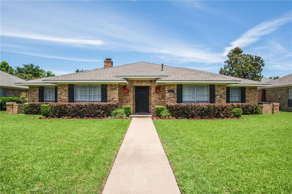 2141 Bunker Hill Cir