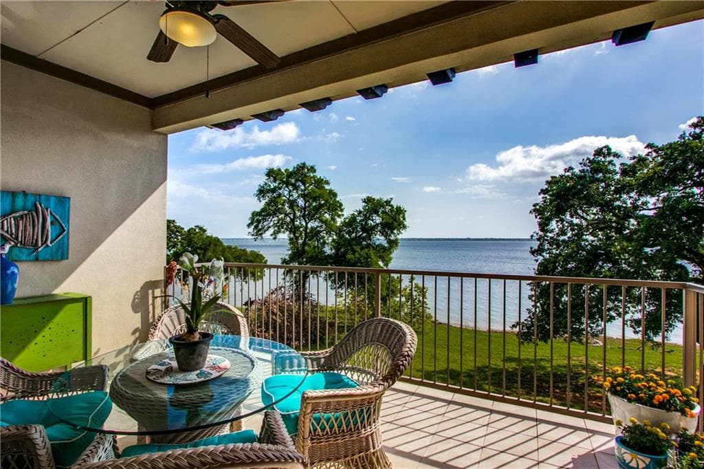 500 Waters Edge Dr Apt 313