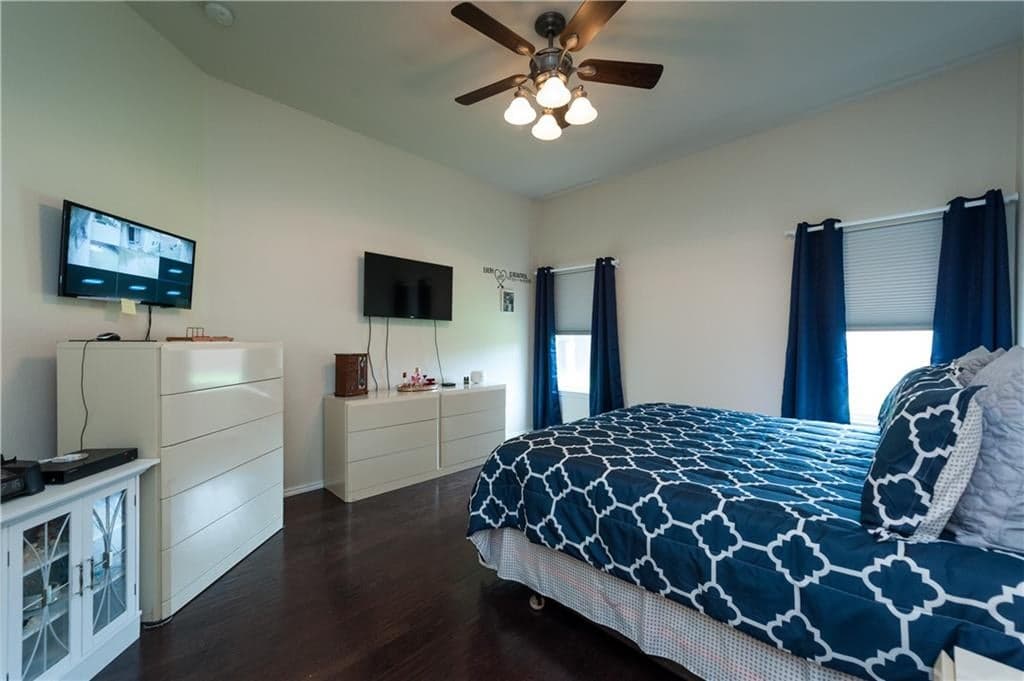 Gallery image 4