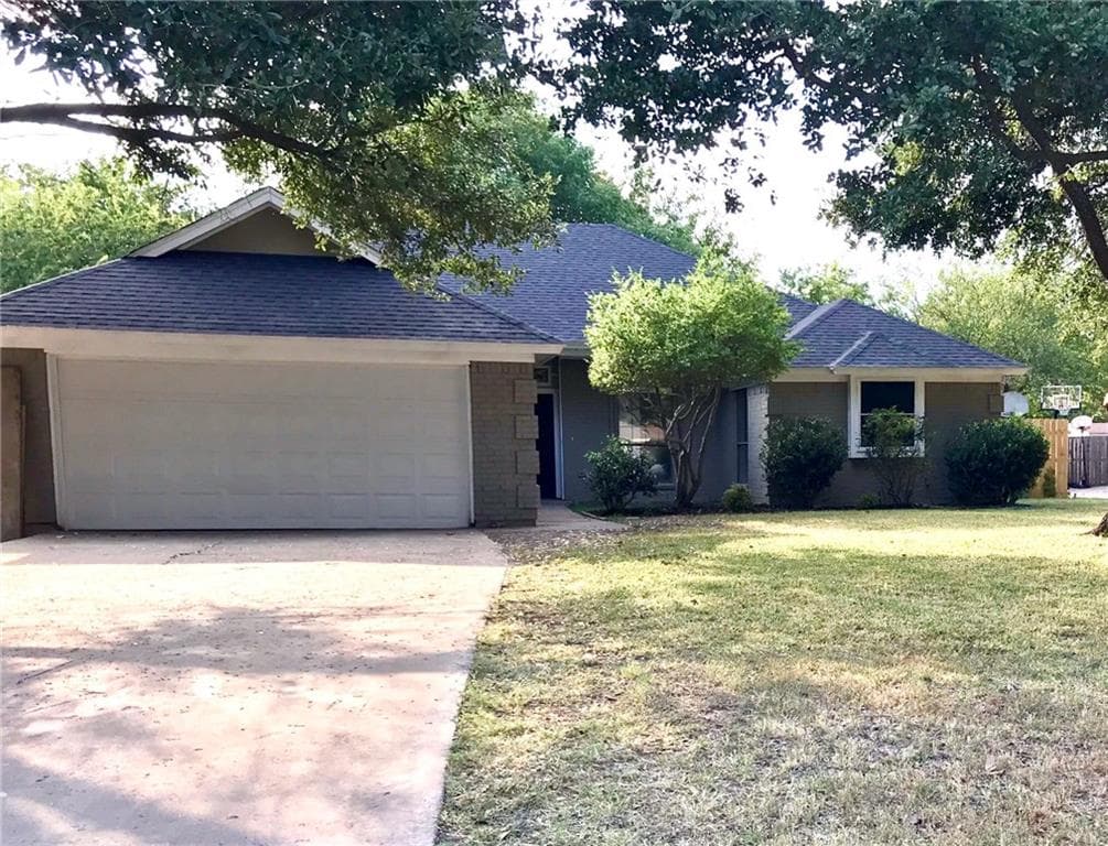6605 Brooklynn Ct