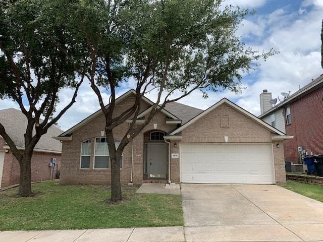 5876 Shetland Cir