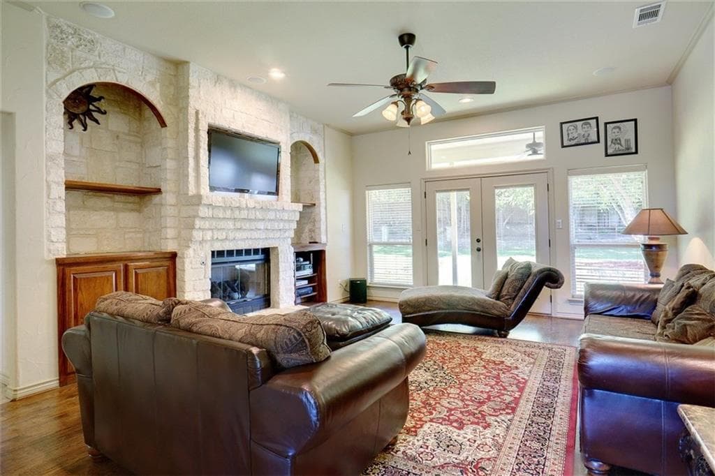 Gallery image 5