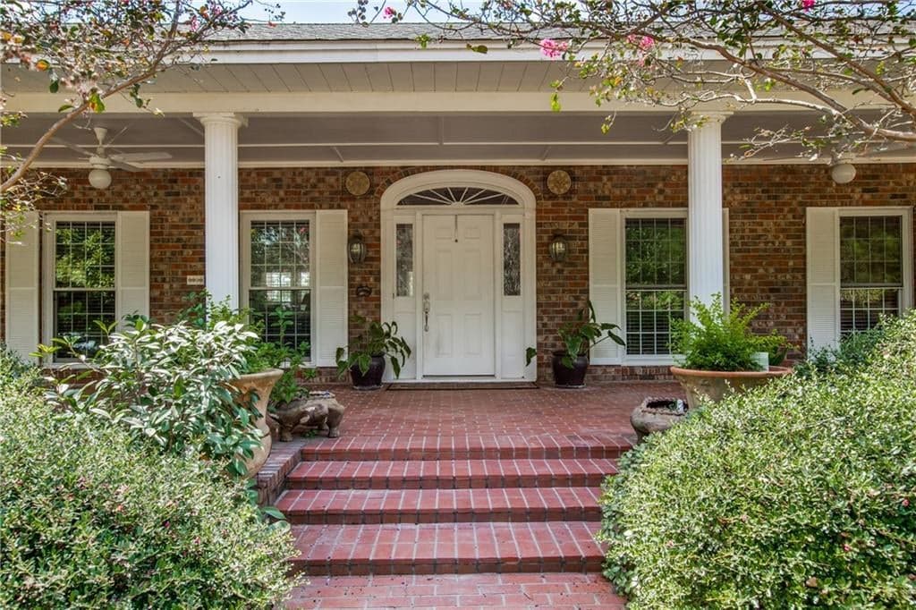 Main property image