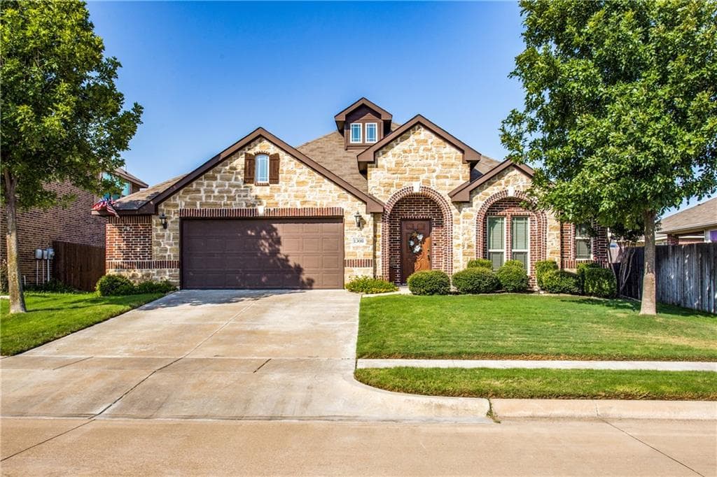 1308 Hearthstone Dr