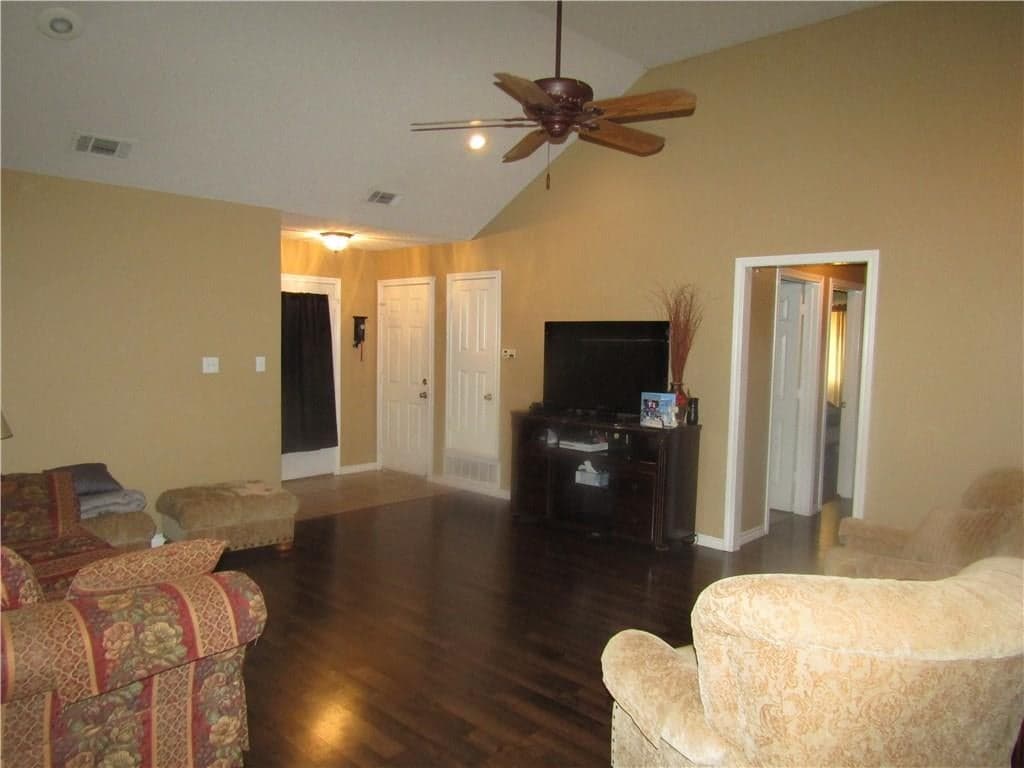 Gallery image 3