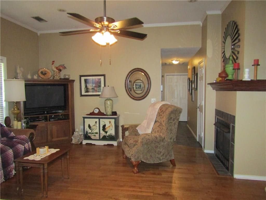Gallery image 4